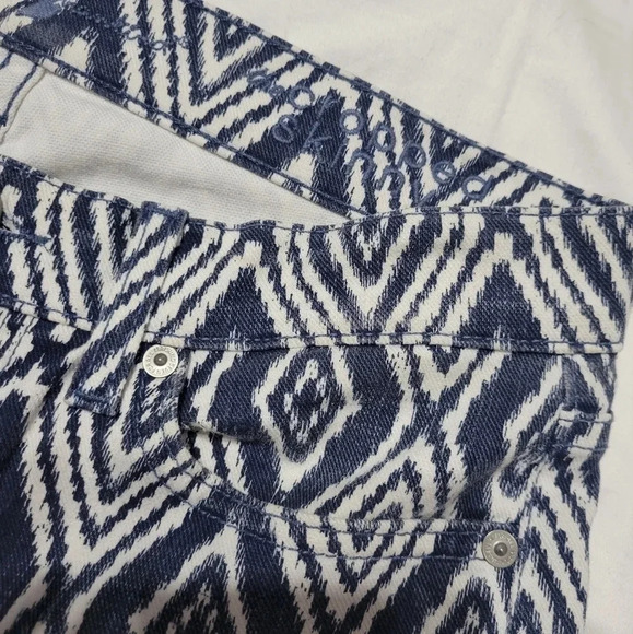 NWOT 7 For All Mankind The Cropped Skinny in Blue & White Ikat Print, Sz 26. - Picture 4 of 7